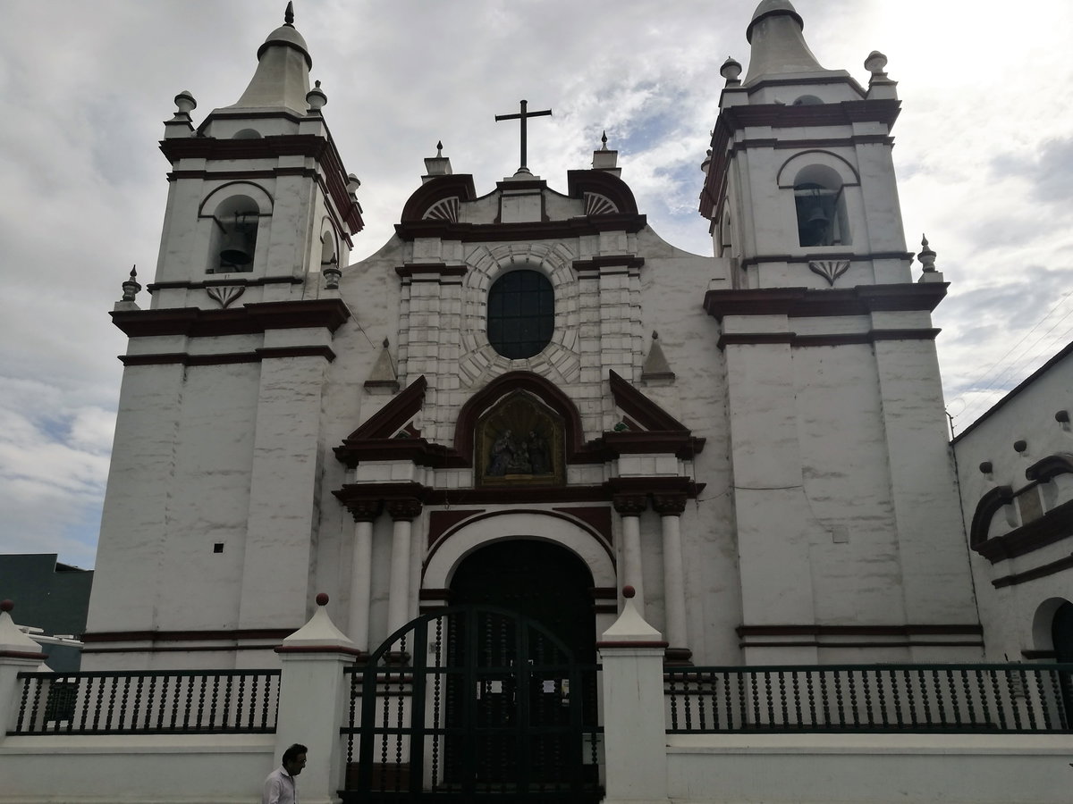 Façana de l'Iglesia-Monasterio de Belén, Trujillo (Peru)02, Trujillo, Peru, 2017