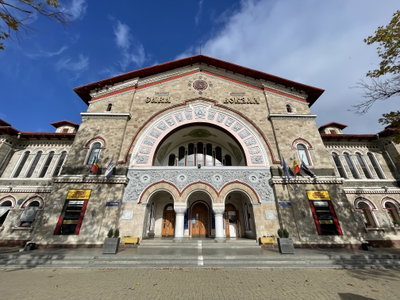 Chișinău Central Station in Moldova (Front View), Chisinau, 2021