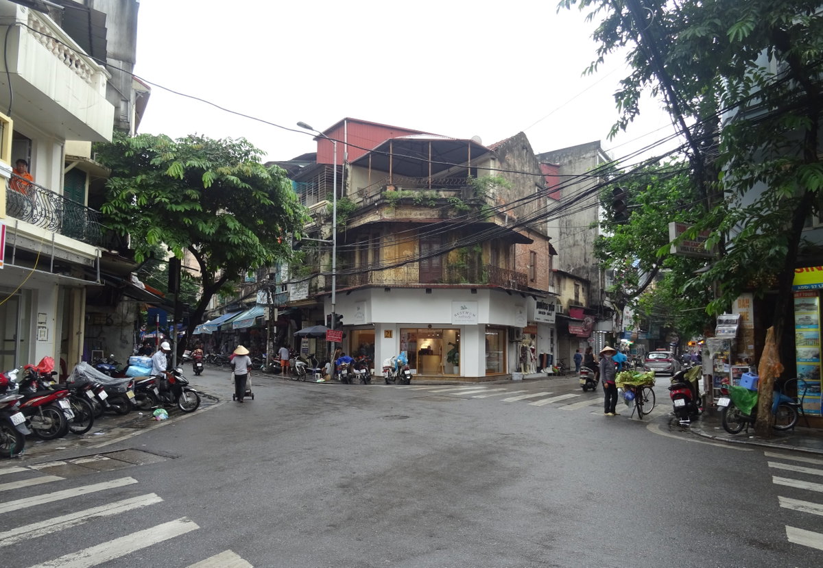 Crossing in Hanoi, Hanoi, Vietnam, 2018