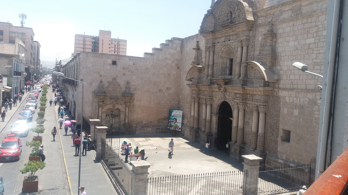 Calles de Arequipa (83881), Arequipa, Peru, 2019