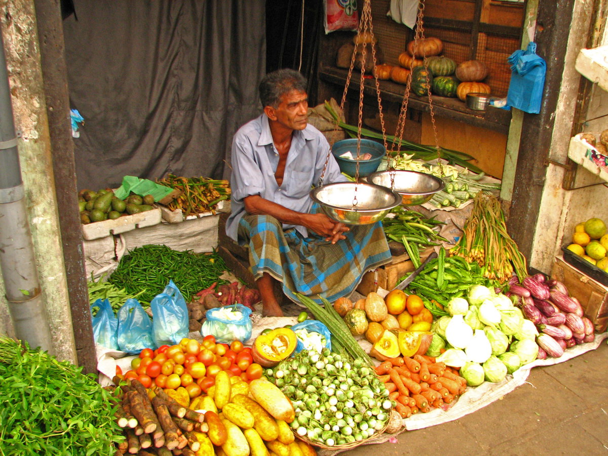 Sri Lanka - 078 - Colourful veggie shop in Kandy, Kandy, Sri Lanka, 2007