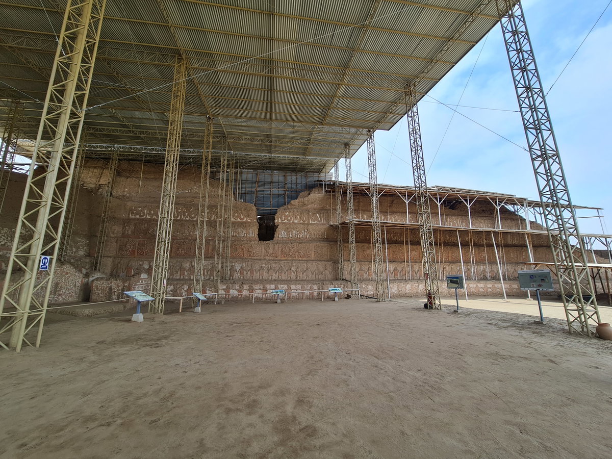 Vista casi total del mural, Trujillo, Peru, 2022