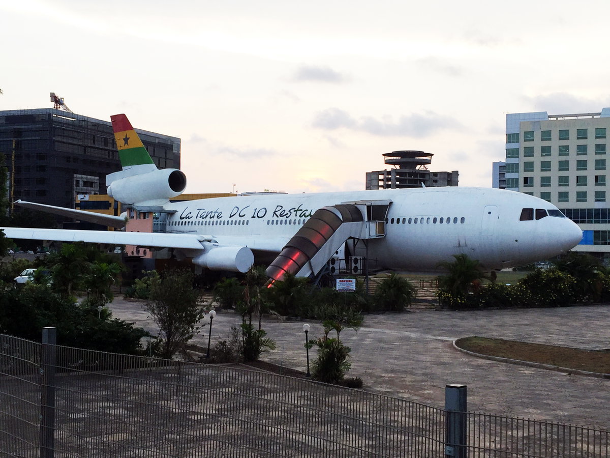 Avion restaurant à Accra1, Accra, Ghana, 2018