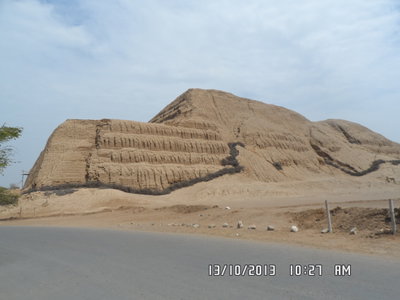 Huaca del Sol, Trujillo — photos through time