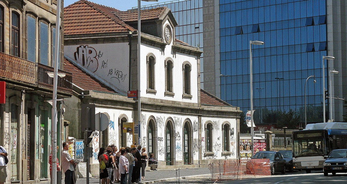 Estação ferroviária Boavista, Porto, Portugal, 2009