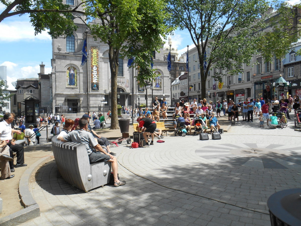 Place de l Hotel-de-Ville - 03, Quebec City, Canada, 2014