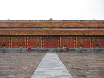Ngo Mon Gate, Hue — photos through time