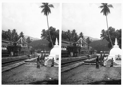 EU: Kandy, Sri Lanka. Tooth temple. Locals in front of Stupa (1913), Kandy, 1913