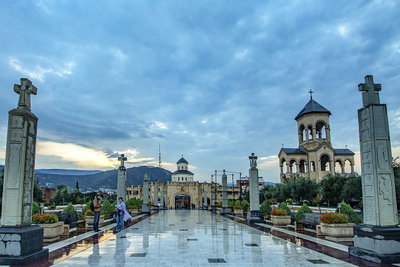 Holy Trinity Cathedral of Tbilisi 07, Tbilisi, 2017