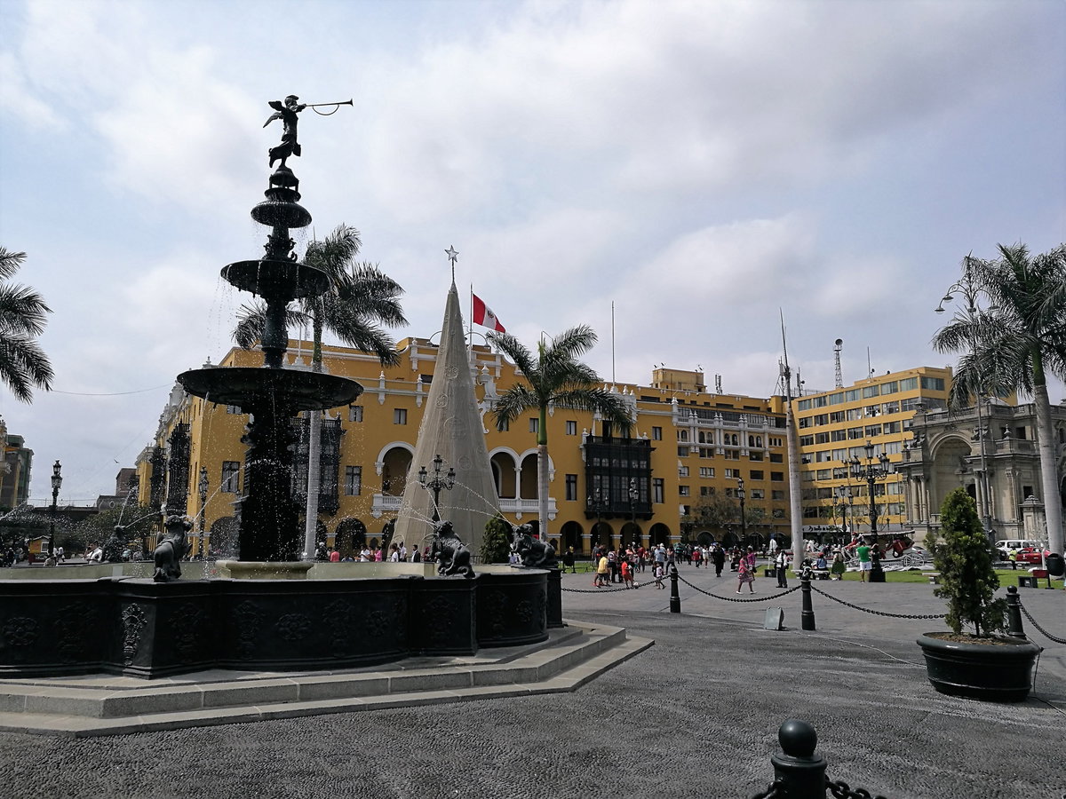 Plaza mayor, Lima, Peru, 2017