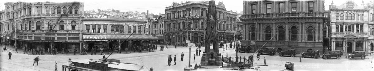 Custom House Square, Dunedin, between, Dunedin, New Zealand, 1923
