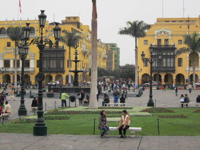 Un farito, Lima — photos through time