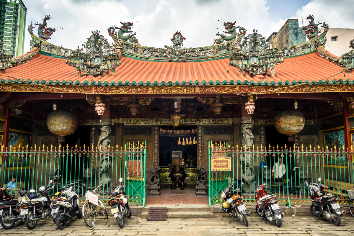 Ha Chuong Hoi Quan Pagoda, Ho Chi Minh City, Vietnam, 2017