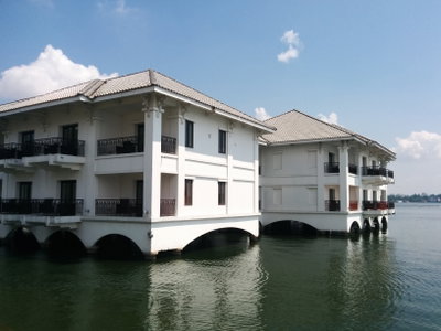 Around West Lake (Ho Tay) 24, Hanoi, 2017