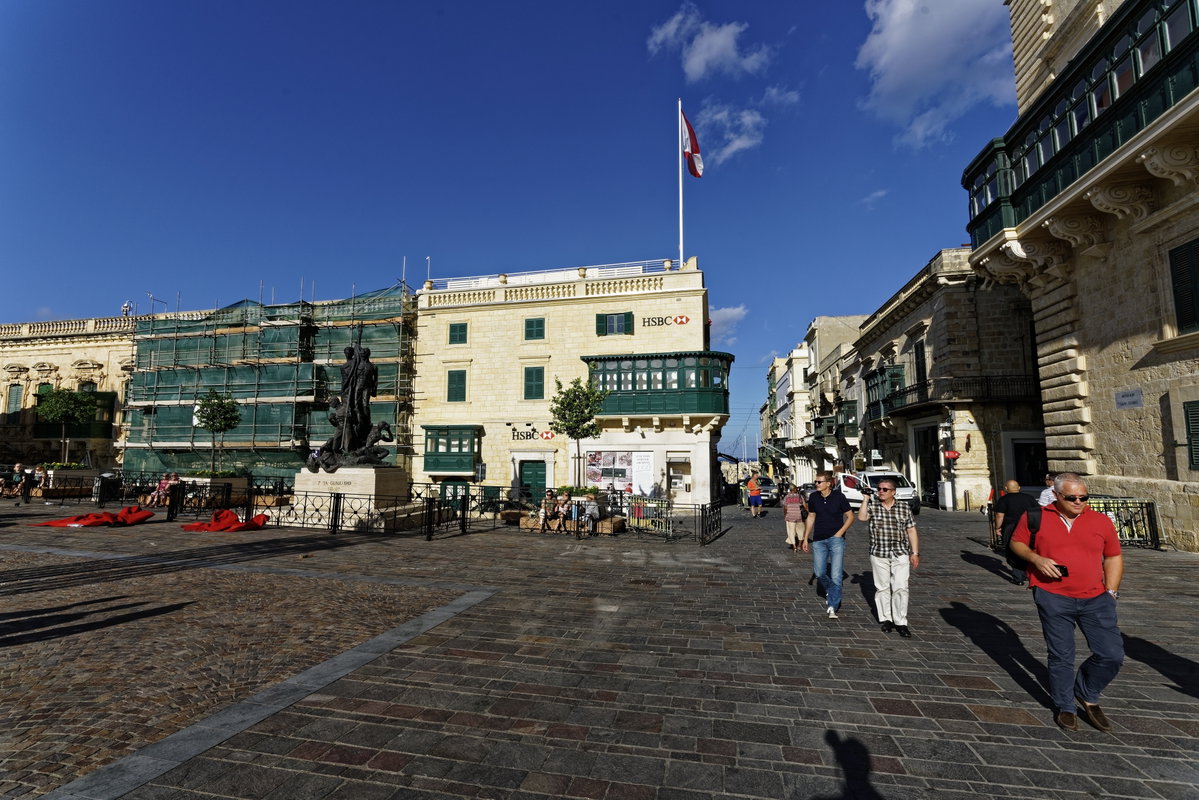 Malta - Valletta - St George's Square - Sette Giugno Monument 1919 (1986) by Anton Aigus, Valletta, Malta, 2017