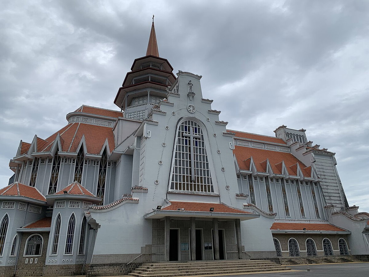 Huế 2024 - Church of the Saviour (Nhà thờ Dòng Chúa Cứu Thế, Huế), Hue, Vietnam, 2024