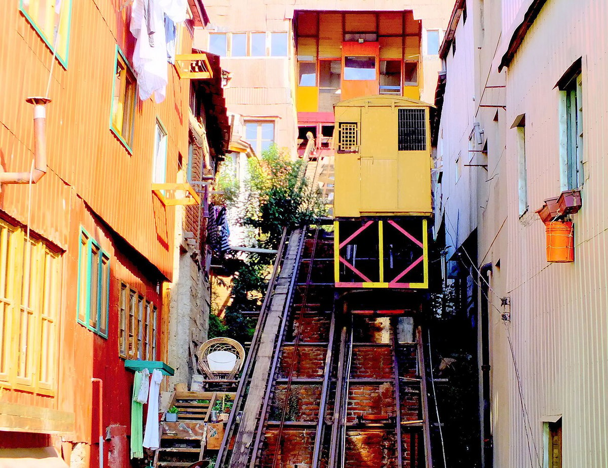 Ascensor Mariposa Valparaiso, Valparaíso, Chile, 2012