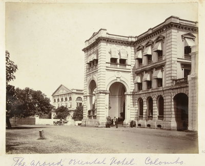 EU: Zicht op The Grand Oreintal Hotel in Colombo (1900), Colombo, 1900