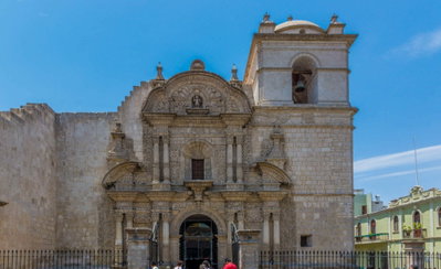 Iglesia de la Compañía, Arequipa (cropped), Arequipa, 2015