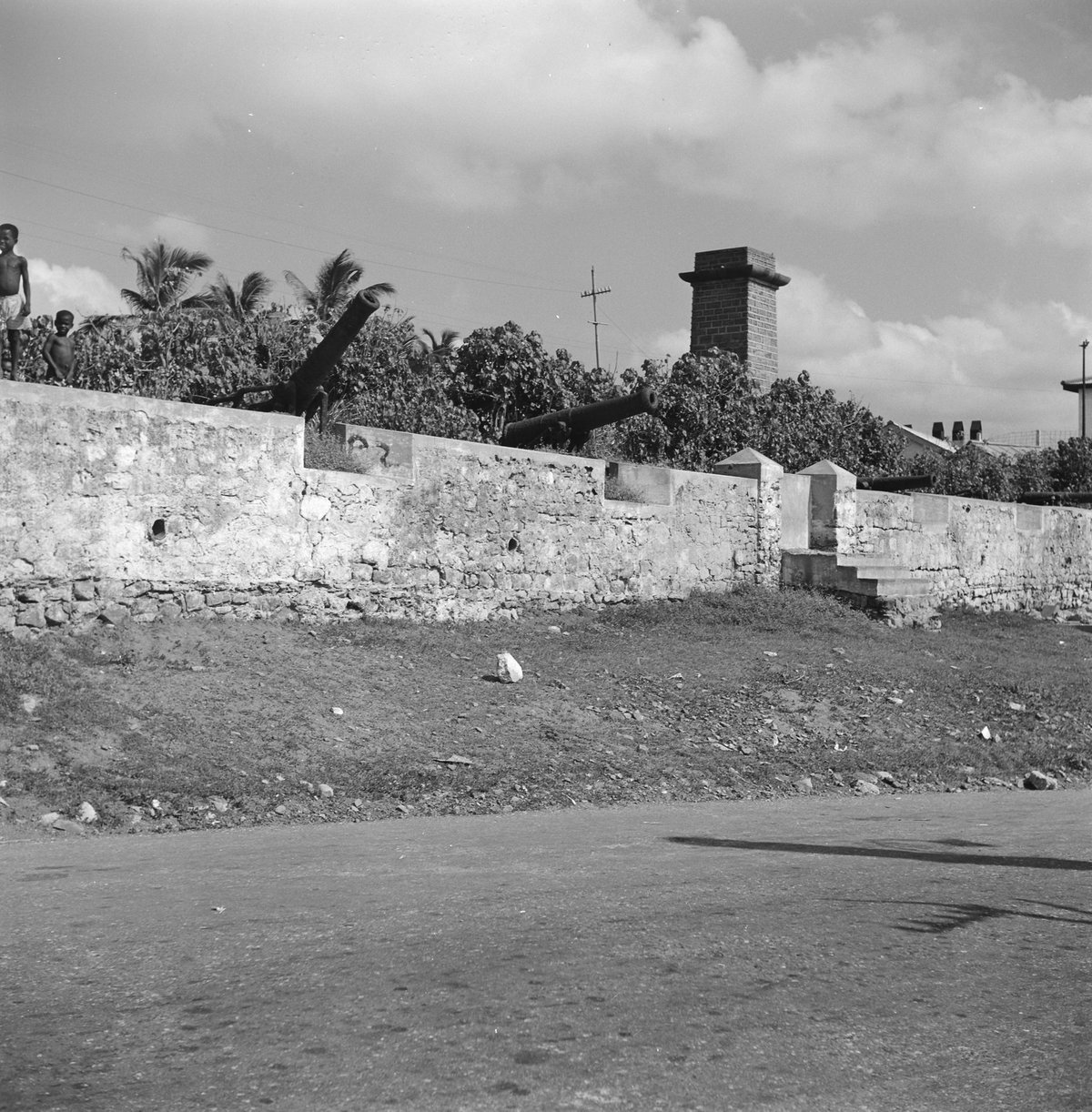 EU: Muur bij James Fort (1966), Accra, Ghana, 1966