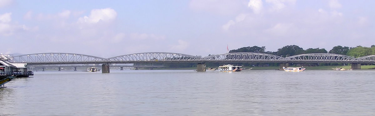 Pont Hue, Hue, Vietnam, 2005