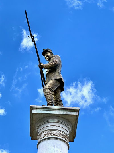 Monument to Dr. Mauel Pino in Parque Pino, Puno, 2018