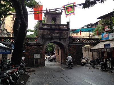 Mặt đông ô Quan Chưởng, Hà Nội 001, Hanoi, 2015