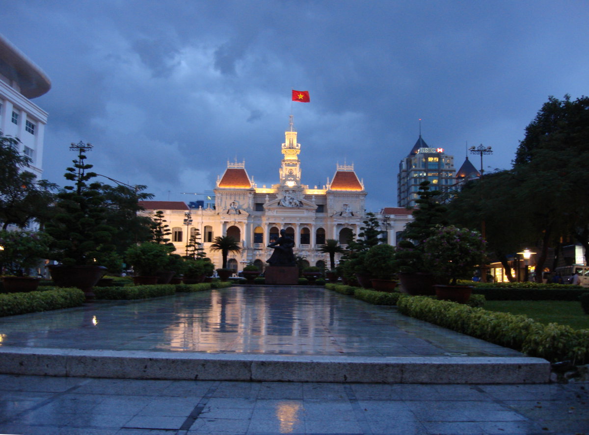 Lascar Ho Chi Minh City Hall (Hotel de Ville de Saigon), Ho Chi Minh City, Vietnam, 2008