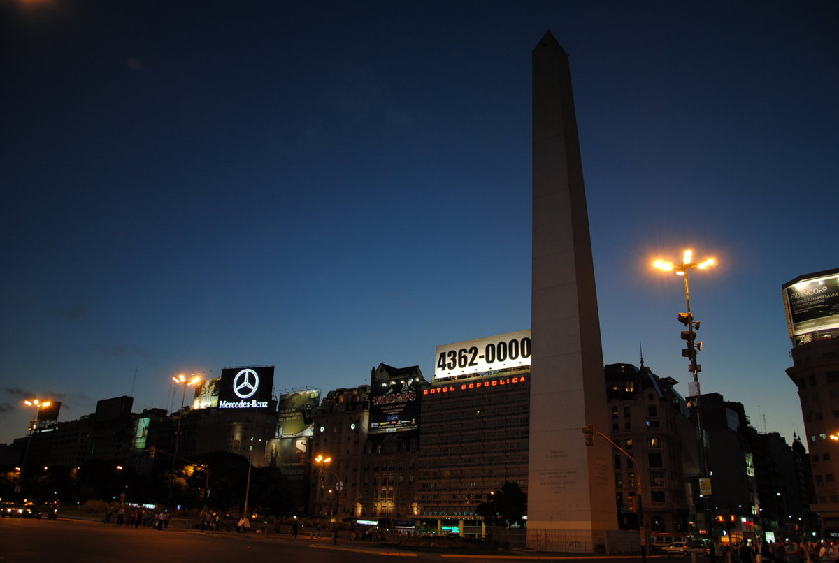 Av. 9 de Julio, Buenos Aires, Argentina, 2011