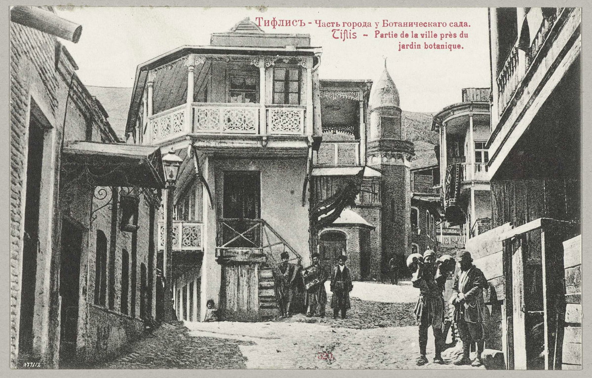 EU: Gedeelte van de stad Tiflis nabij de botanische tuin (1895) [30B], Tbilisi, Georgia, 1895