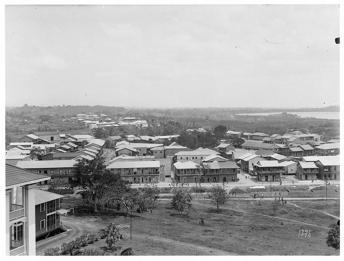 EU: Panama-Stadt. Blick über Bahnlinie und Häuser der Stadt zur Bucht (1915), Panama City, Panama, 1915