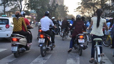 Traffic Jam, Cyclo Tour, Hue, Vietnam, Hue, 2012