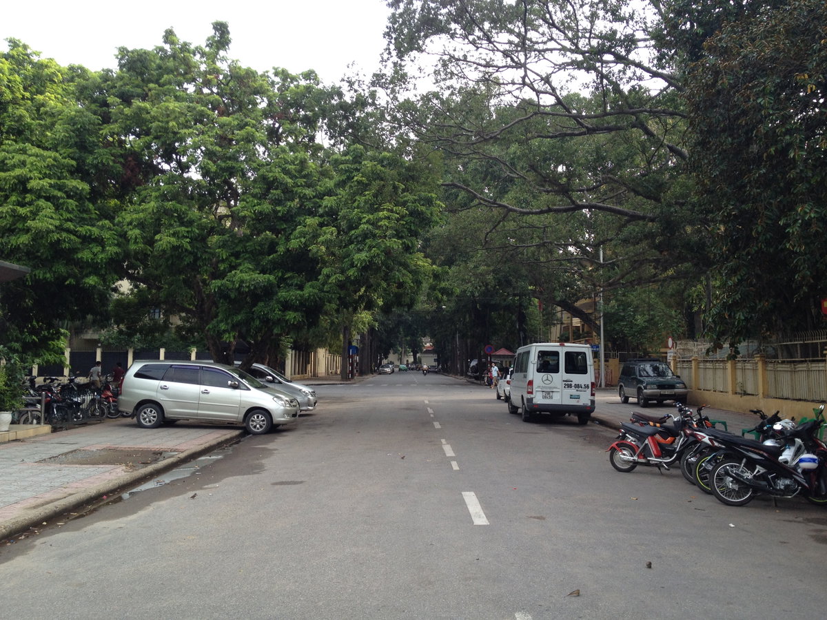 Phố Bà Huyện Thanh Quan, Hà Nội 003, Hanoi, Vietnam, 2015