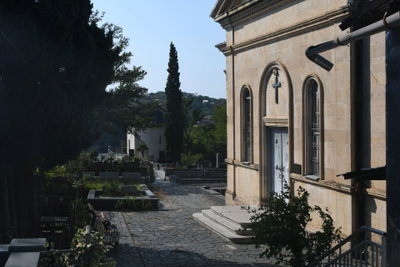 Ქუთაისი, მთავარანგელოზის ეკლესია Kutaissi, Church of the archangels and cemetery, Kutaisi, 2019
