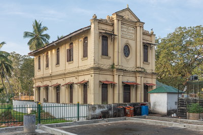 SL Anuradhapura Mahavihara Library, Anuradhapura — photos through time