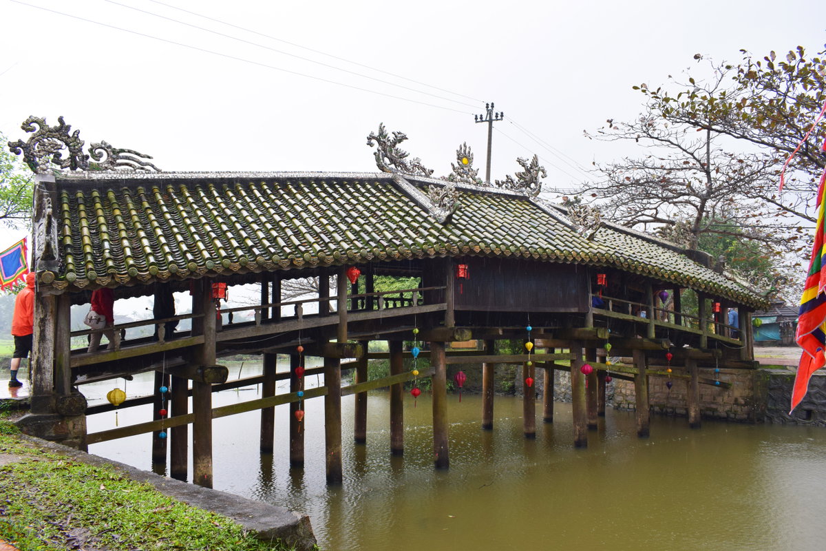 Thanh Toan tile-roofed bridge, Hue, Vietnam, 2018