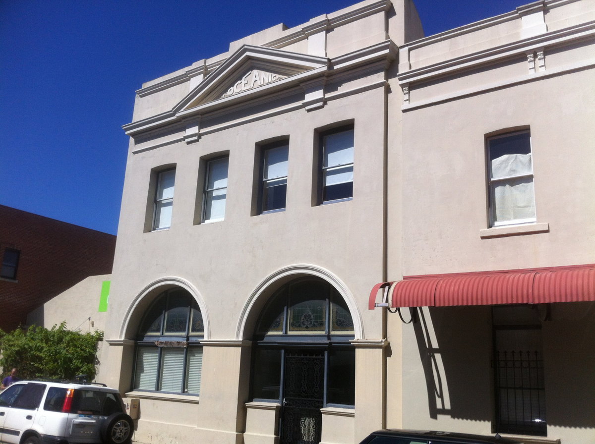 Oceanic Hotel Pakenham Street facade, Fremantle, Australia, 2016
