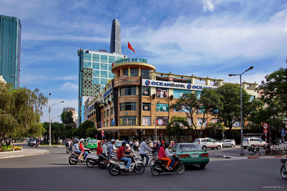 Nguyen Hue Boulevard, Ho Chi Minh City, Vietnam, 2012